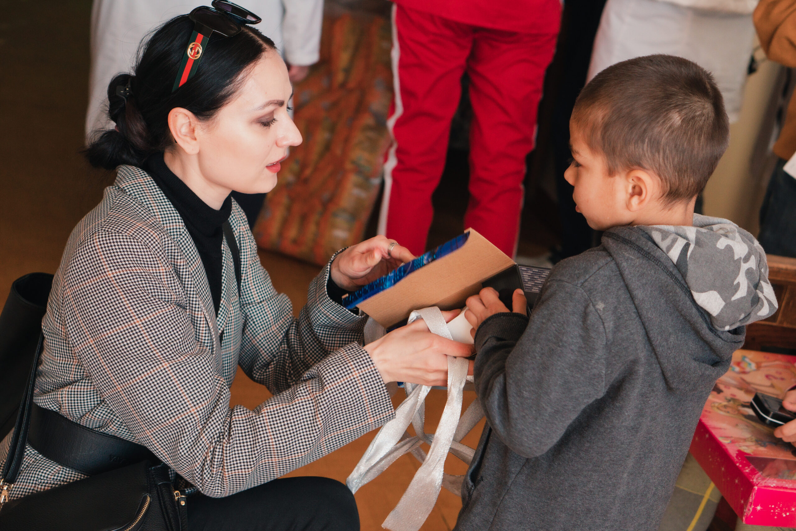 В укриття під час повітряної тривоги: Що покласти у рюкзак школяра