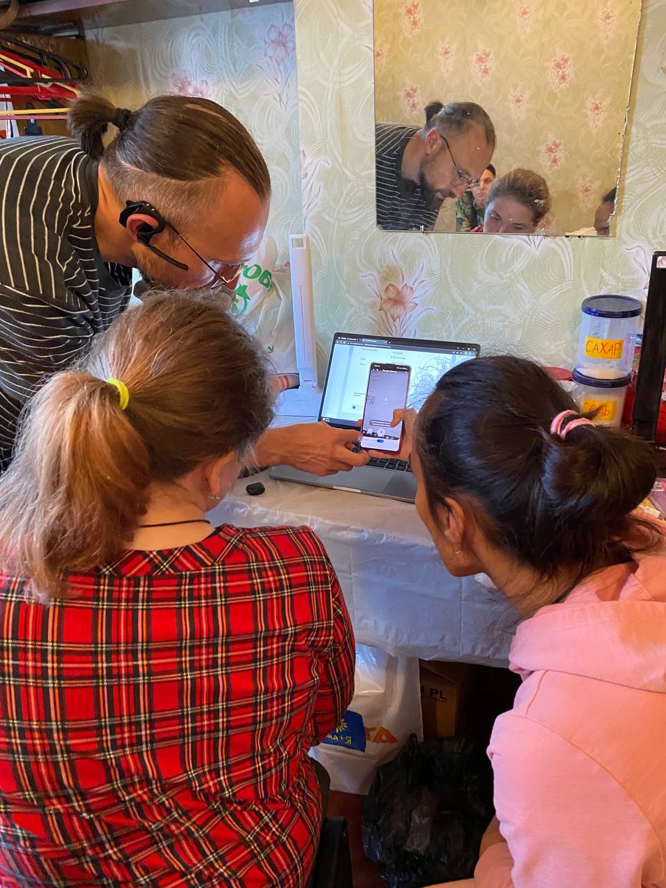 Випускники інтернатів. Добрий старт для Асі та Сніжани