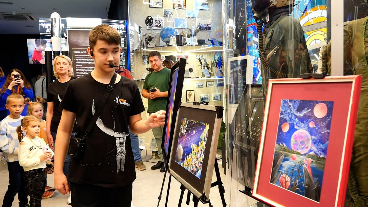 Презентація книги «Планета А» Максима Бровченка в Planetarium Noosphere Dnipro