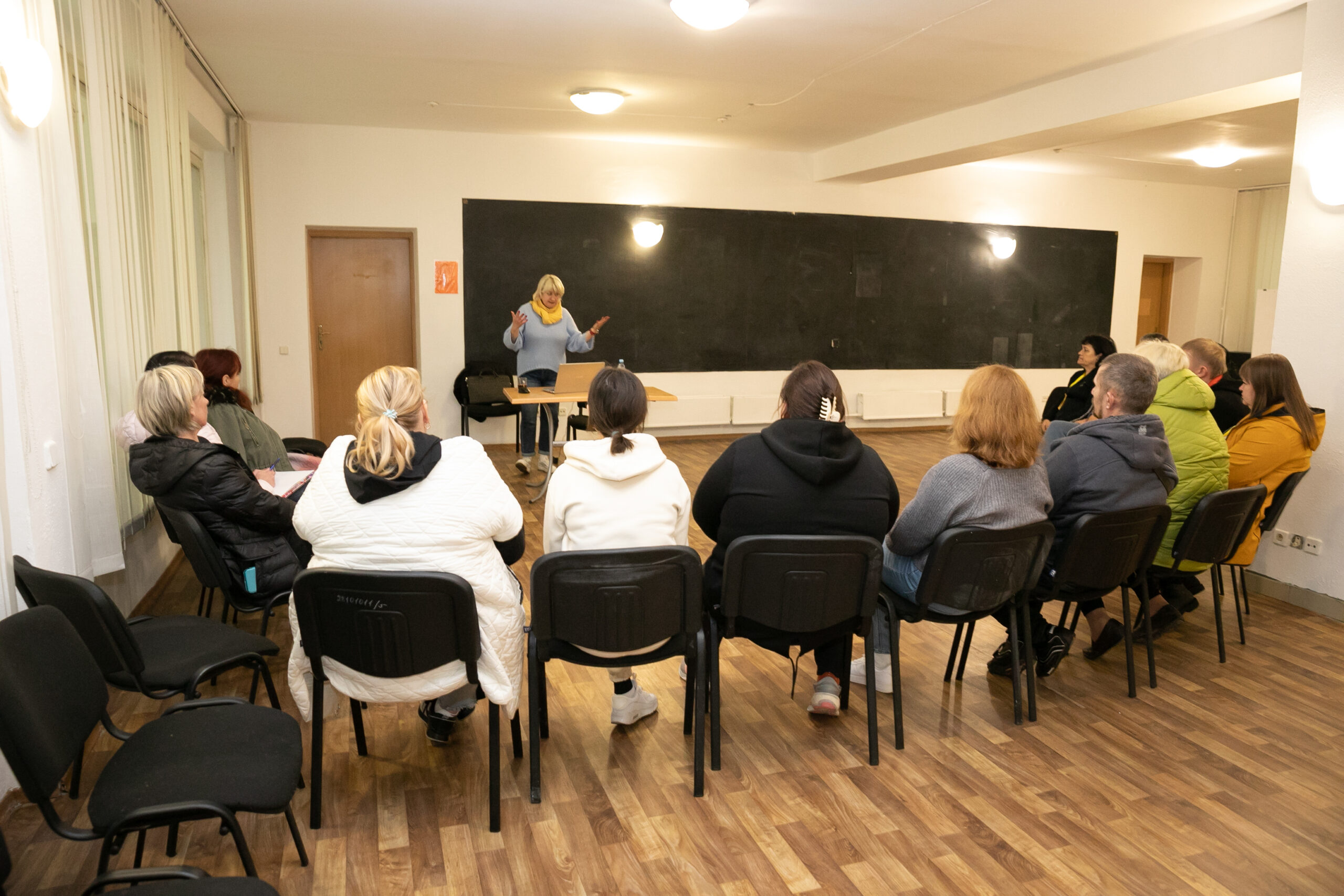 Розвиваємо платформу взаємодії: тренінг Лариси Татарінової для прийомних батьків та опікунів на Happy Boot Camp у квітні