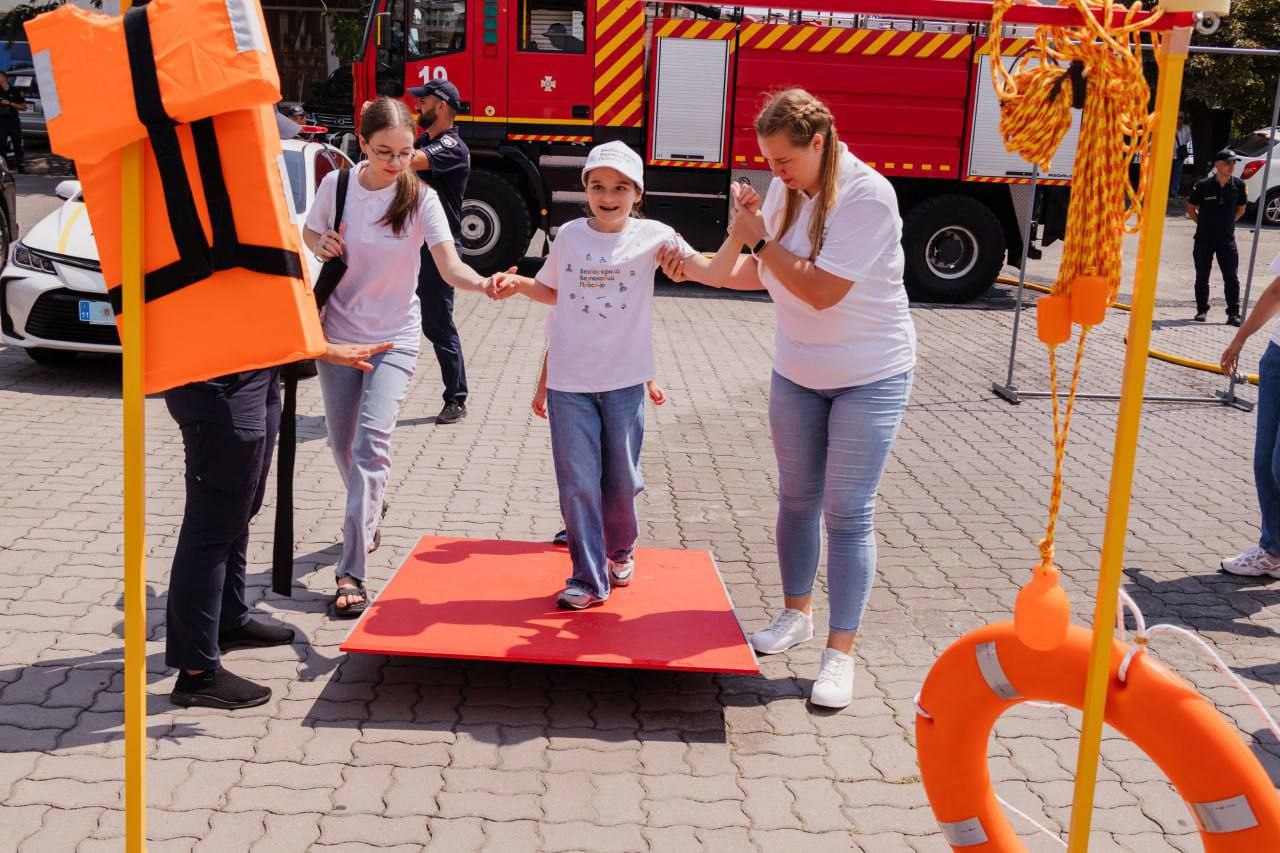 На Дніпропетровщині запрацював перший в Україні безбарʼєрний безпековий простір для дітей з інвалідністю.