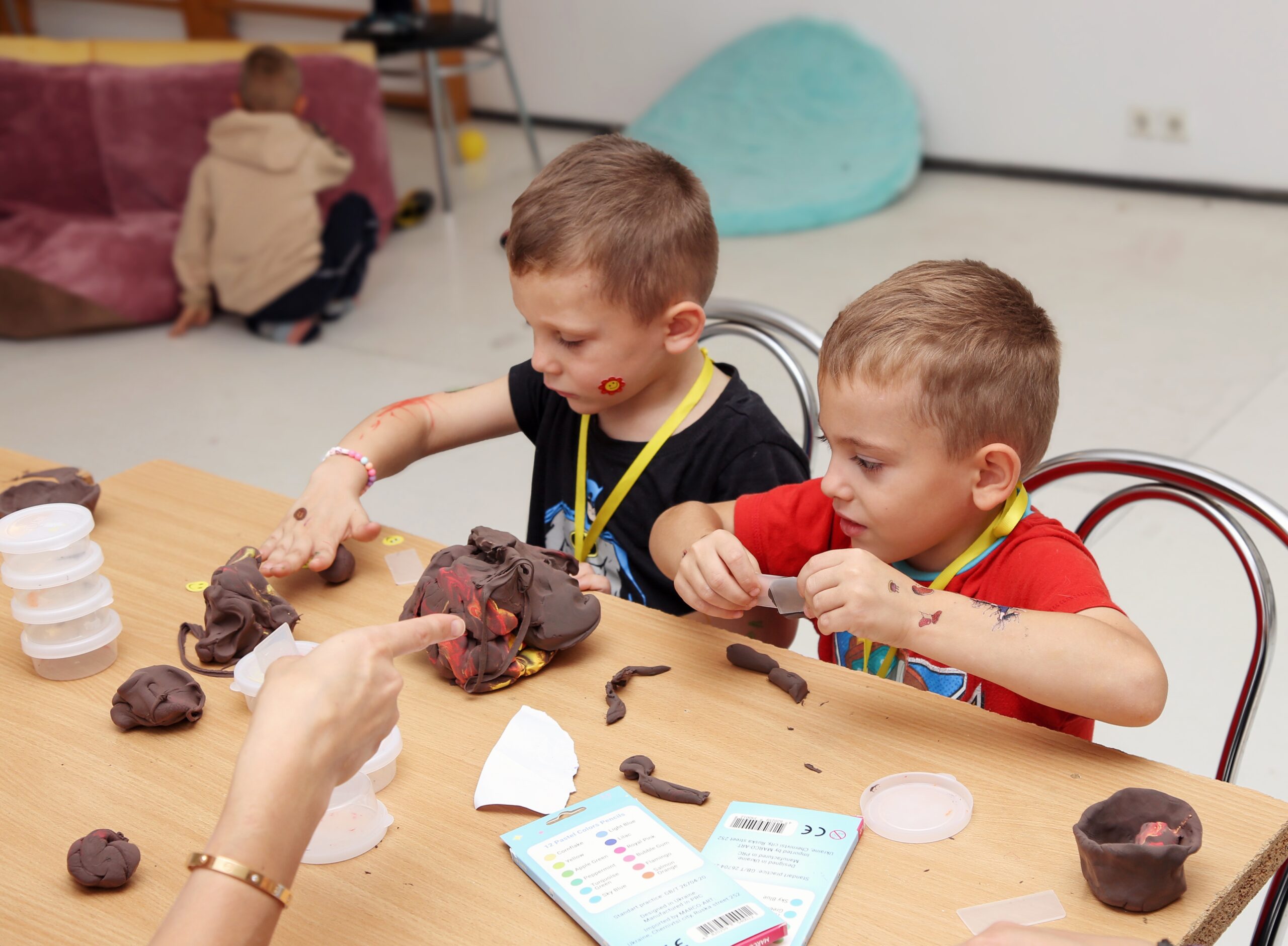 Страхи та тривоги у дітей-сиріт: як допомогти